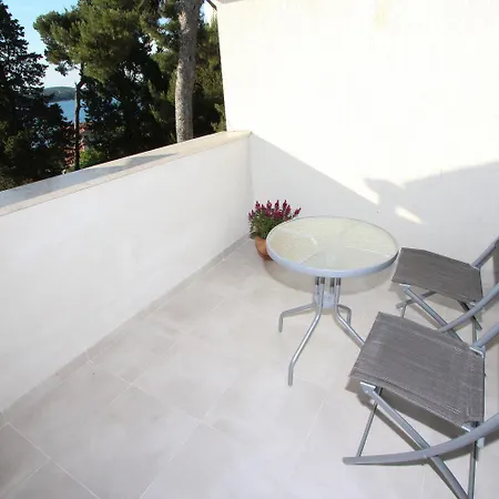 Hundefreundliches Studio-apartment Nur 650 Meter Zum Mit Meerblick