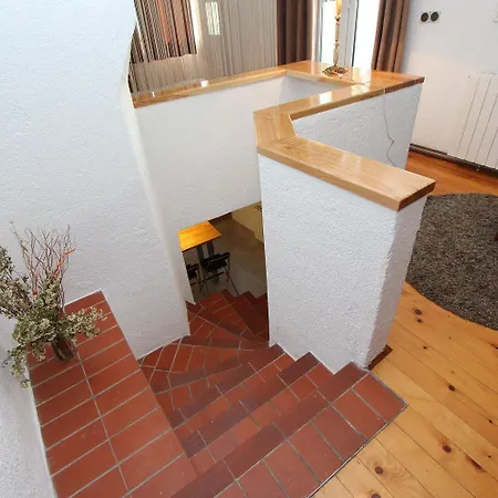 Hundefreundliches Studio-apartment Nur 650 Meter Zum Mit Meerblick * 로비니